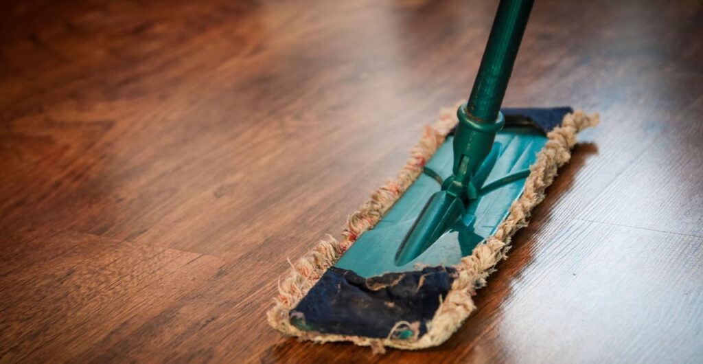 Les astuces de grand-mère pour nettoyer le lino